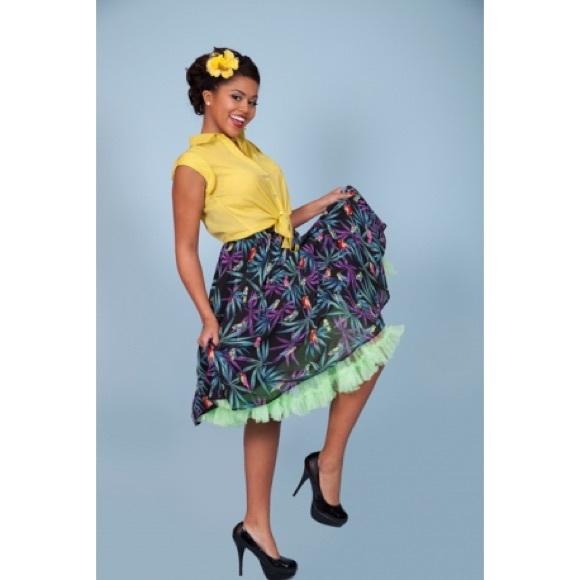 Bettie Page Fly Away Retro Swing Skirt - Picture 1 of 7